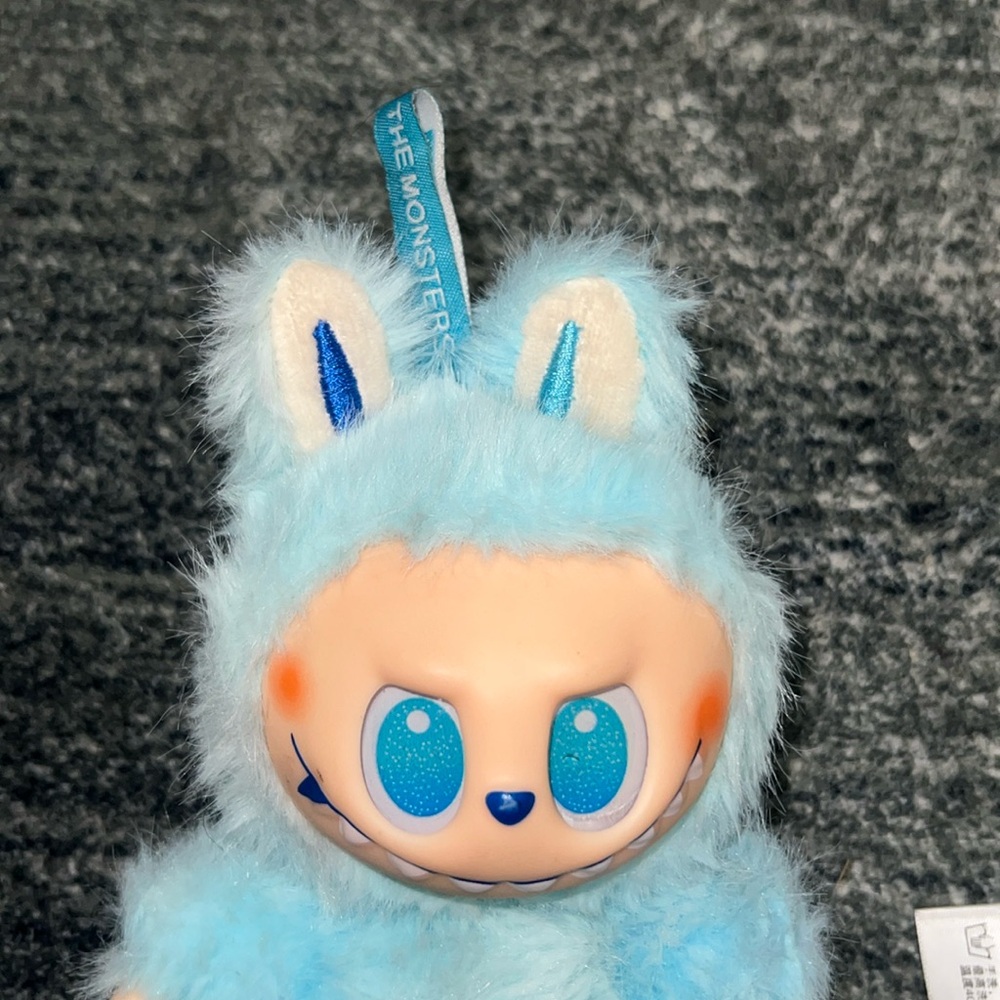 Labubu - Picture 4 of 7